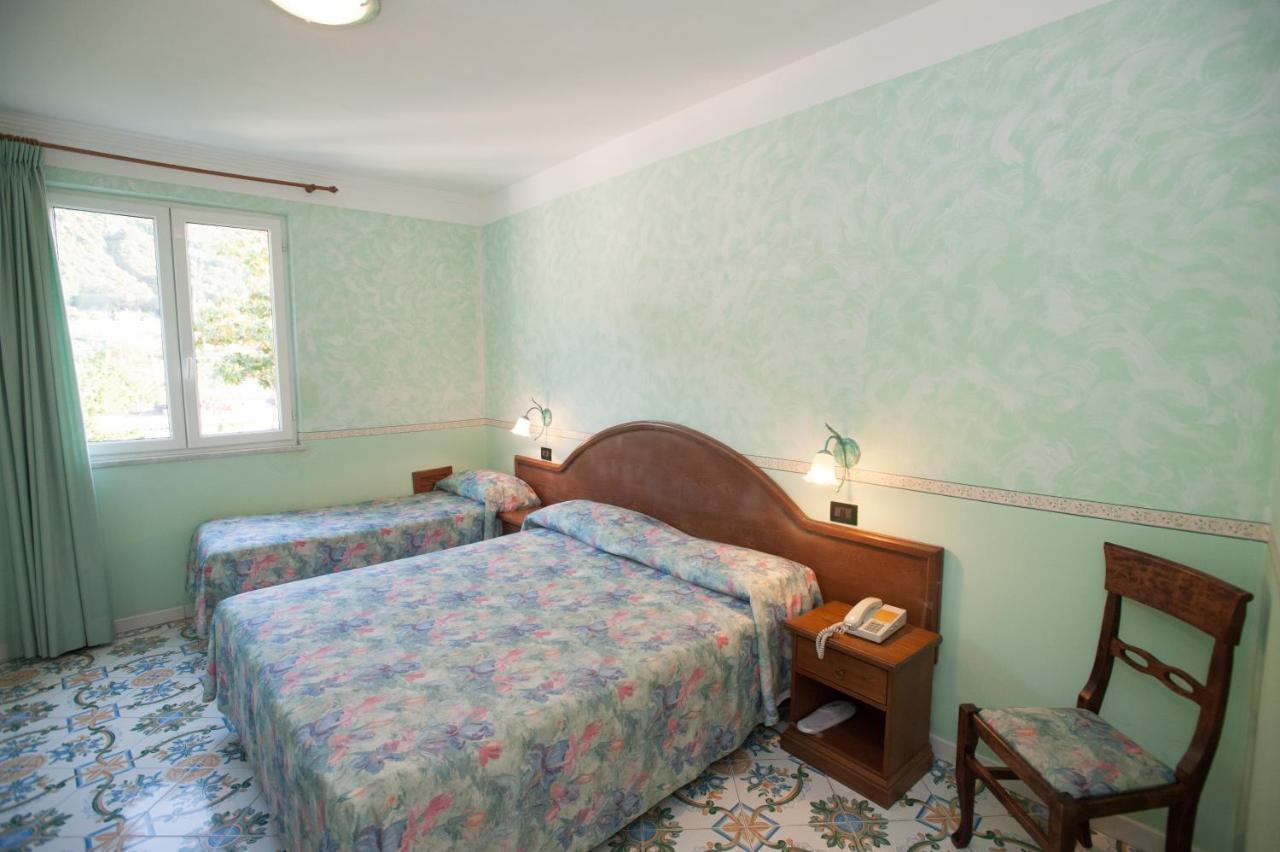 Hotel Villa Sirena - Thermae & Spa Ischia Ngoại thất bức ảnh